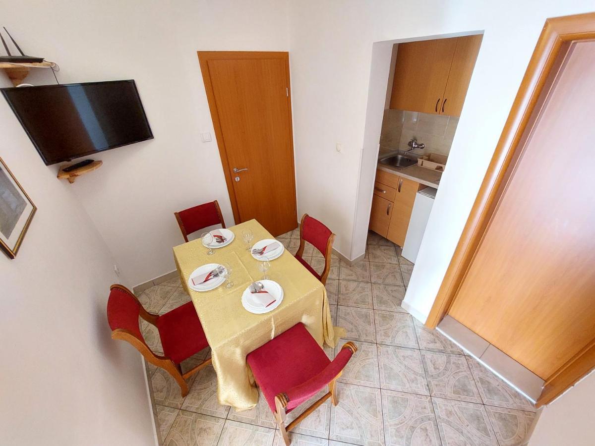 Dalex Apartment Budva